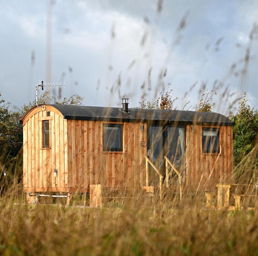 Luxury Shepherd Hut In The Peak District Бэйквэлл Экстерьер фото