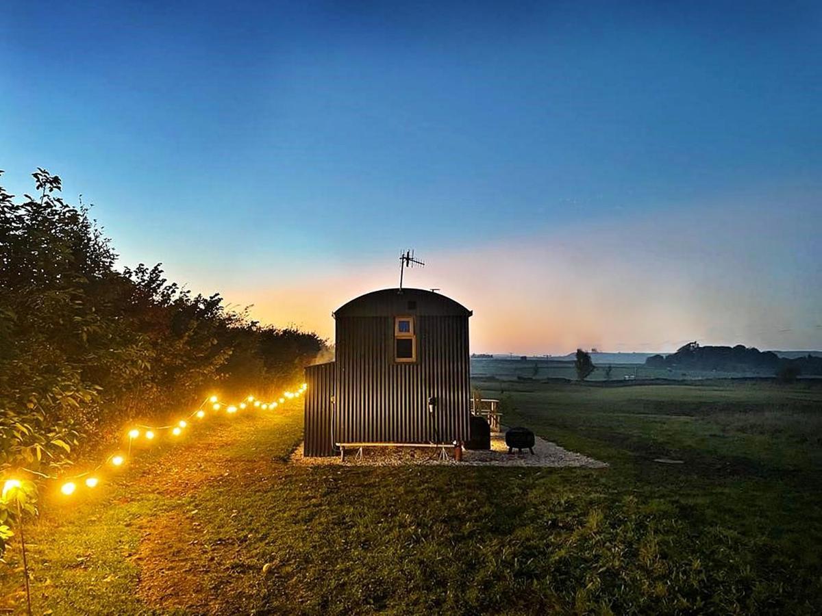 Luxury Shepherd Hut In The Peak District Бэйквэлл Экстерьер фото